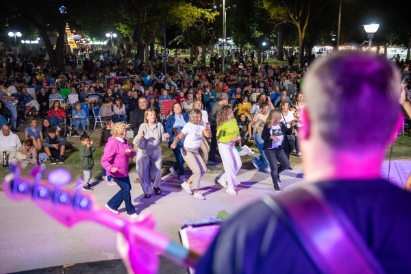 CDV Covers y Buena Onda Social Club con un verdadero suceso en la segunda noche de Verano en el Anfi