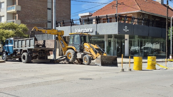 Corte parcial de tránsito por obra de pavimento en el centro de Marcos Juárez
