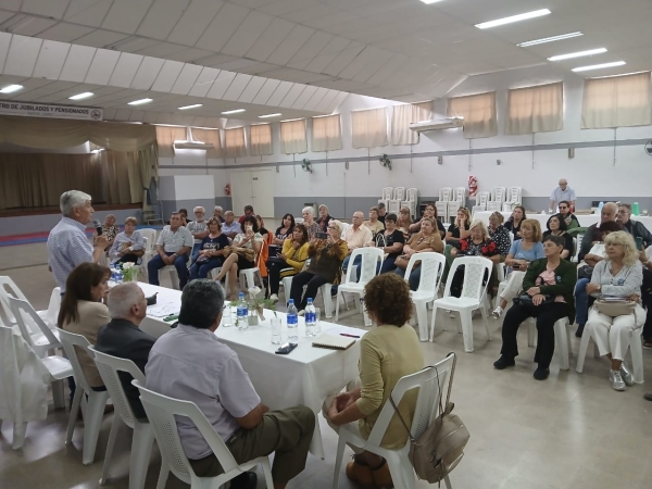 Preocupación y expectativa: Marcos Juárez analizó el impacto del cierre del Sanatorio Sudeste en la salud de los jubilados