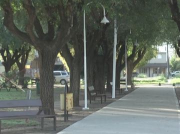 Ruidos molestos en Plaza Perón: un detenido por resistencia a la autoridad
