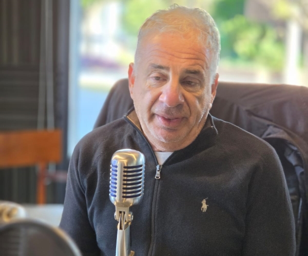 “Hemos pasado momentos terribles, pero siempre cumplimos”: Miguel Aún y los 35 años de Tarjeta Marcos Juárez