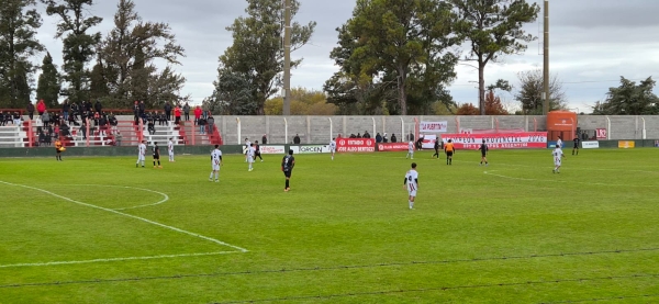 Argentino enfrenta a River en Bell Ville en el primer cruce por octavos de final de la Bellvillense