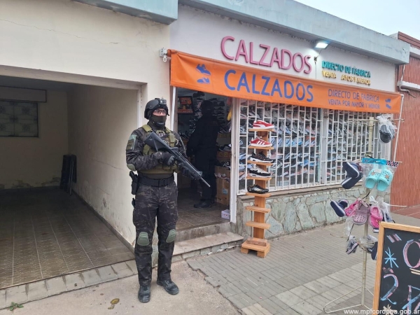 Utilizaba locales comerciales como fachada para la venta de cocaína