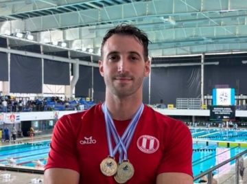Juan Cruz Teres del Club Argentino arrasa en el Nacional de Natación con cuatro oros y tres récords