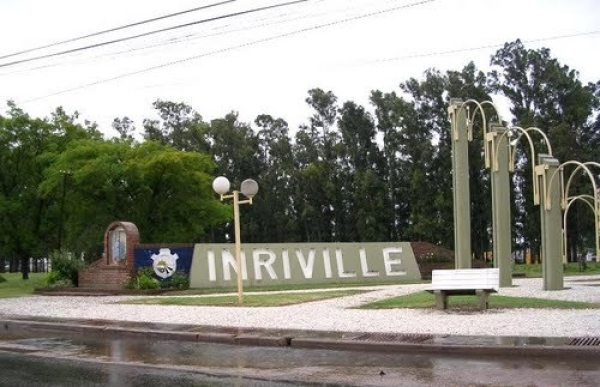 Inriville:Se hizo pasar por empleado bancario para robarle los dólares a un jubilado de 86 años pero vecinos descubrieron la estafa
