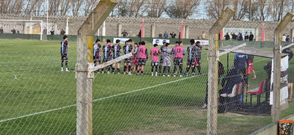 El clásico fue para Tiro ante la Villa, San Martín ganó y Argentino estrenó el título empatando frente a San Carlos