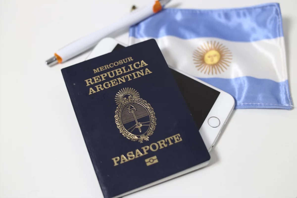 Nuevos precios para el DNI y Pasaporte Argentino