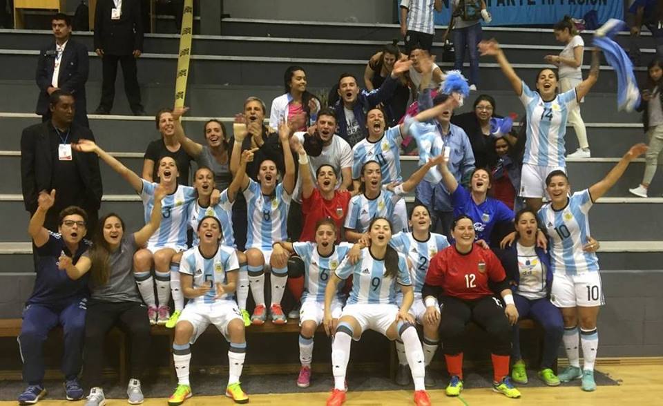 Eliana Medina, la marcosjuarense multicampeona de fútbol