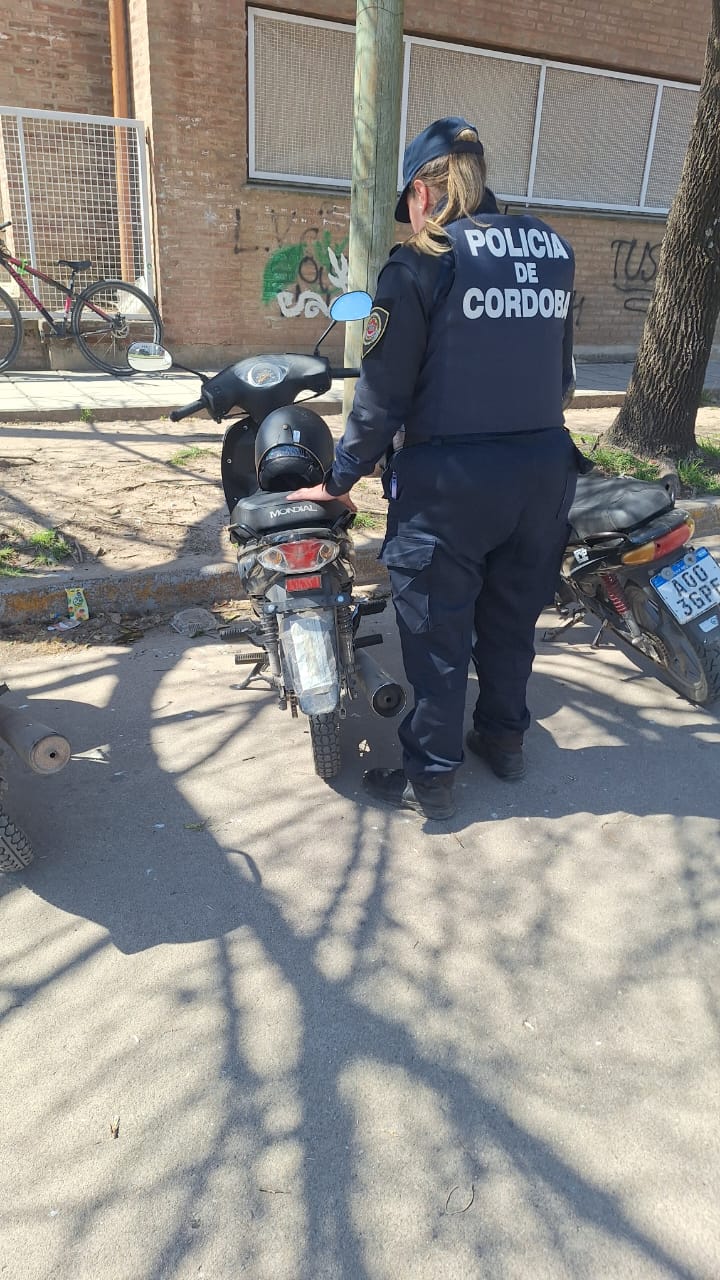 Policía y Municipio de Marcos Juárez retuvieron 8 motos en operativos y una tenía motor adulterado