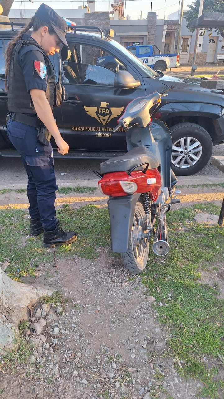 Policía y Municipio de Marcos Juárez retuvieron 8 motos en operativos y una tenía motor adulterado
