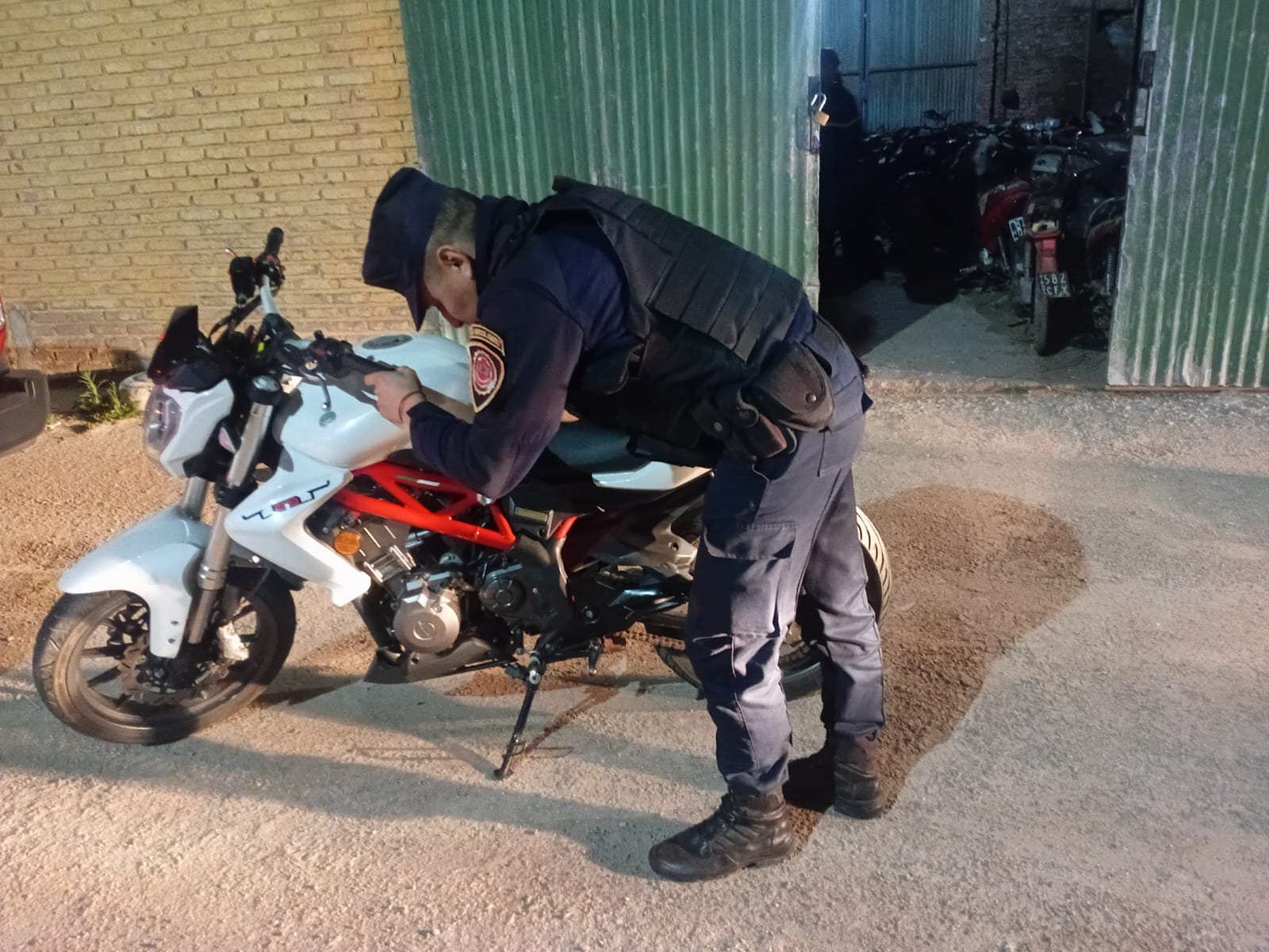 Policía y Municipio de Marcos Juárez retuvieron 8 motos en operativos y una tenía motor adulterado
