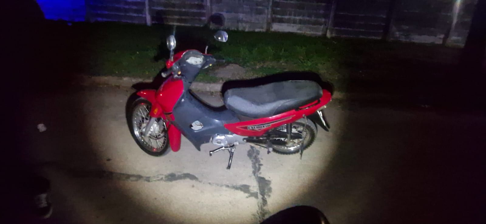 Policía y Municipio de Marcos Juárez retuvieron 8 motos en operativos y una tenía motor adulterado