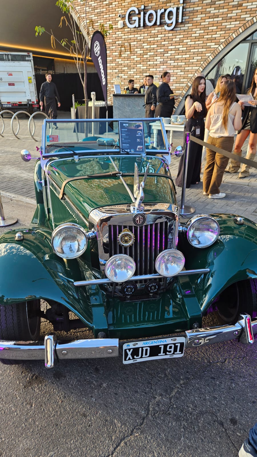 Con tradición y futuro: así presentó Giorgi Automotores el nuevo espacio de MG en Rosario