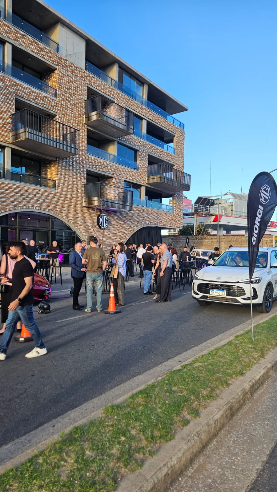 Con tradición y futuro: así presentó Giorgi Automotores el nuevo espacio de MG en Rosario