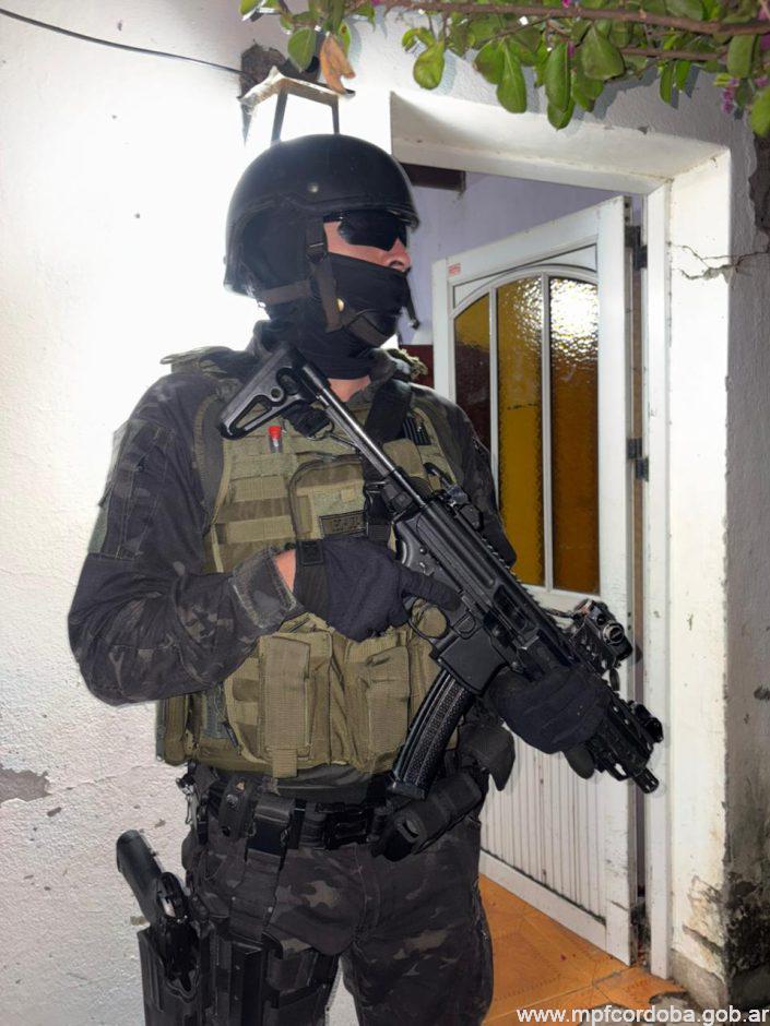 Caen dos hermanos y cómplice que lideraban la venta de drogas en Inriville y Los Surgentes