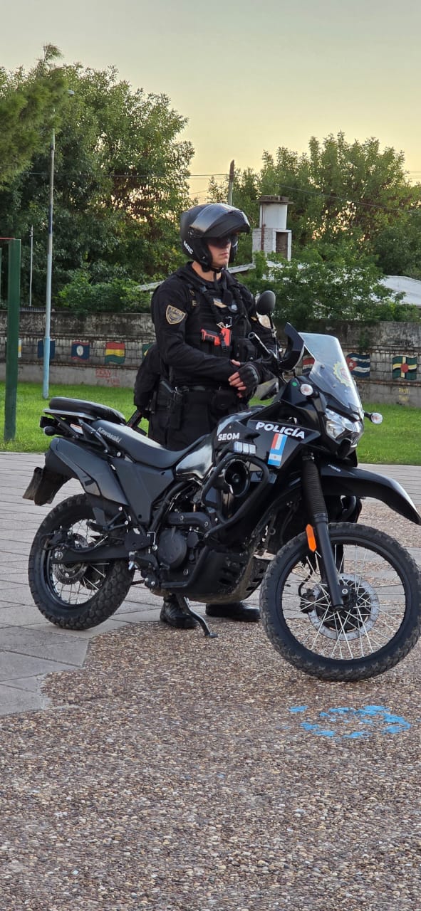 Secuestran 20 motocicletas y detienen a dos personas en operativo interfuerza en Marcos Juárez