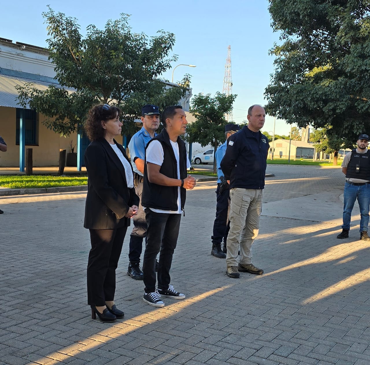 Secuestran 20 motocicletas y detienen a dos personas en operativo interfuerza en Marcos Juárez