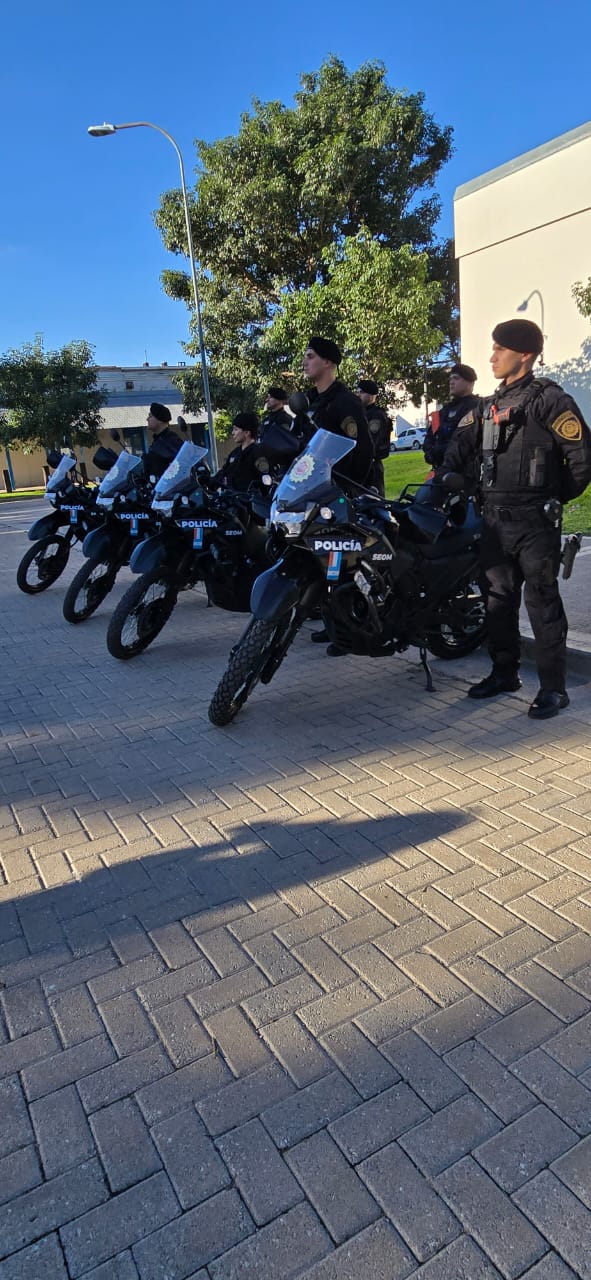 Secuestran 20 motocicletas y detienen a dos personas en operativo interfuerza en Marcos Juárez