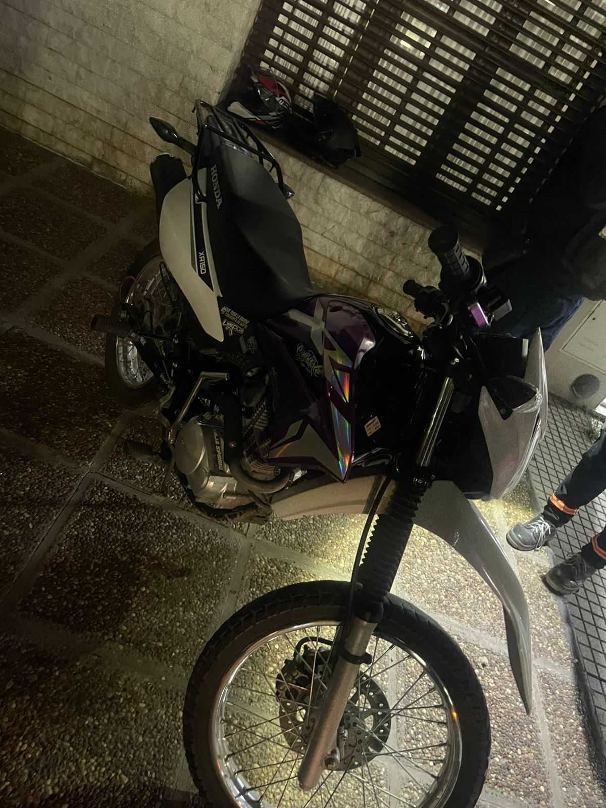 Operativos preventivos reforzados: secuestran 13 motocicletas en Monte Buey y Leones