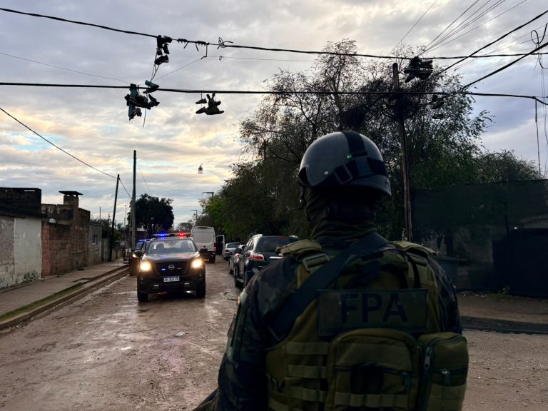 La FPA desbarató seis kioscos de droga y detuvo a tres personas en Bell Ville tras cuatro meses de investigación