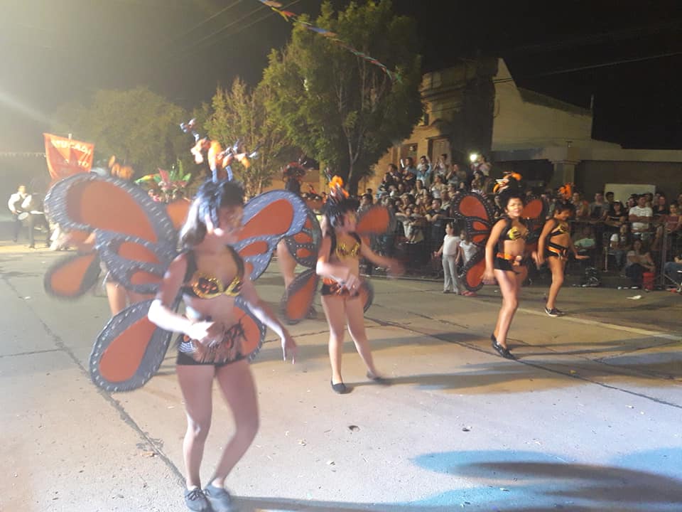 Marcos Juárez: Harumi arrasó en el carnaval llevandose 5 premios