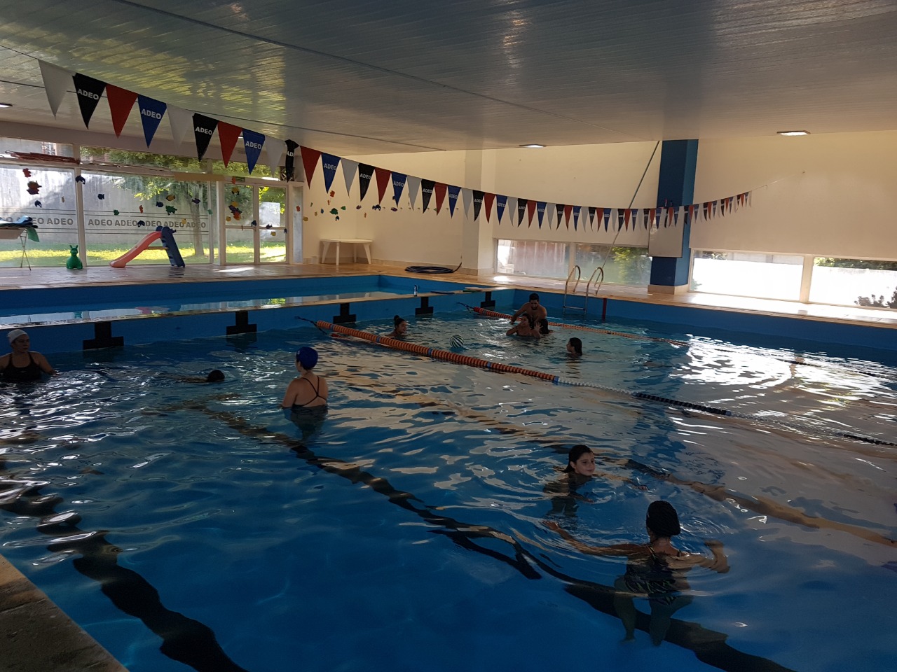 200 inscriptos para el programa “Aprendamos a nadar con la muni”