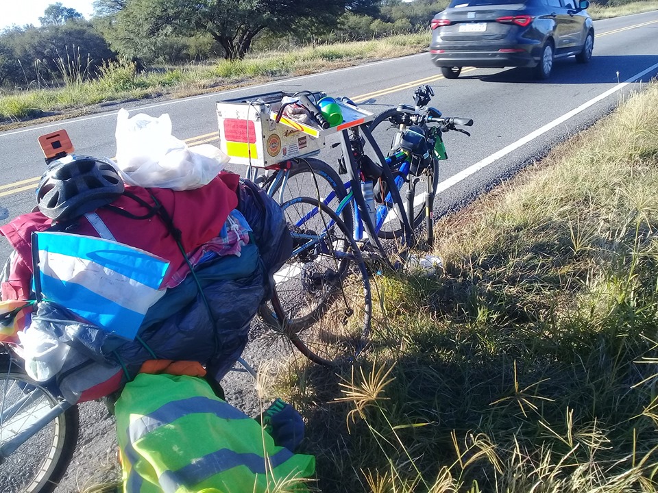 Marcosjuarense que recorrió en bicicleta  más de 1000 kilómetros hasta Icaño