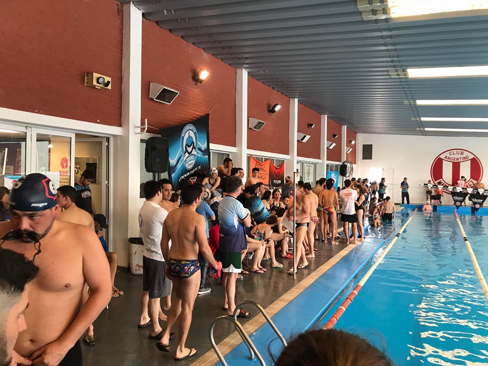 Argentino hizo podio en el Torneo Interprovincial de Natación que organizó por el aniversario