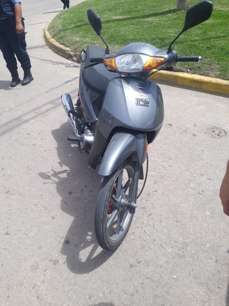 Bomberos traslado heridos de dos accidentes en zona urbana de Leones