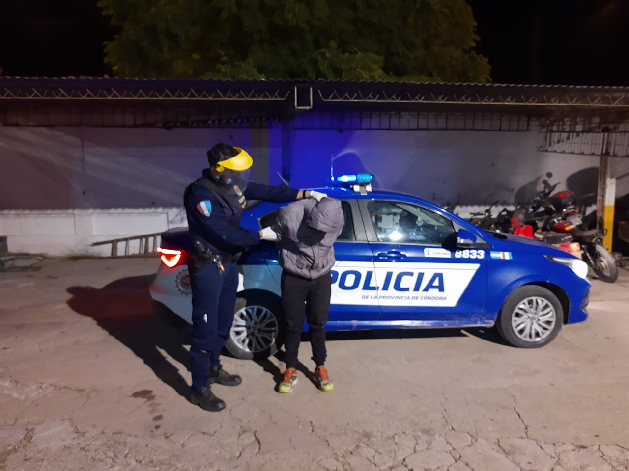 General Roca: festejaban un cumpleaños y quedaron detenidos