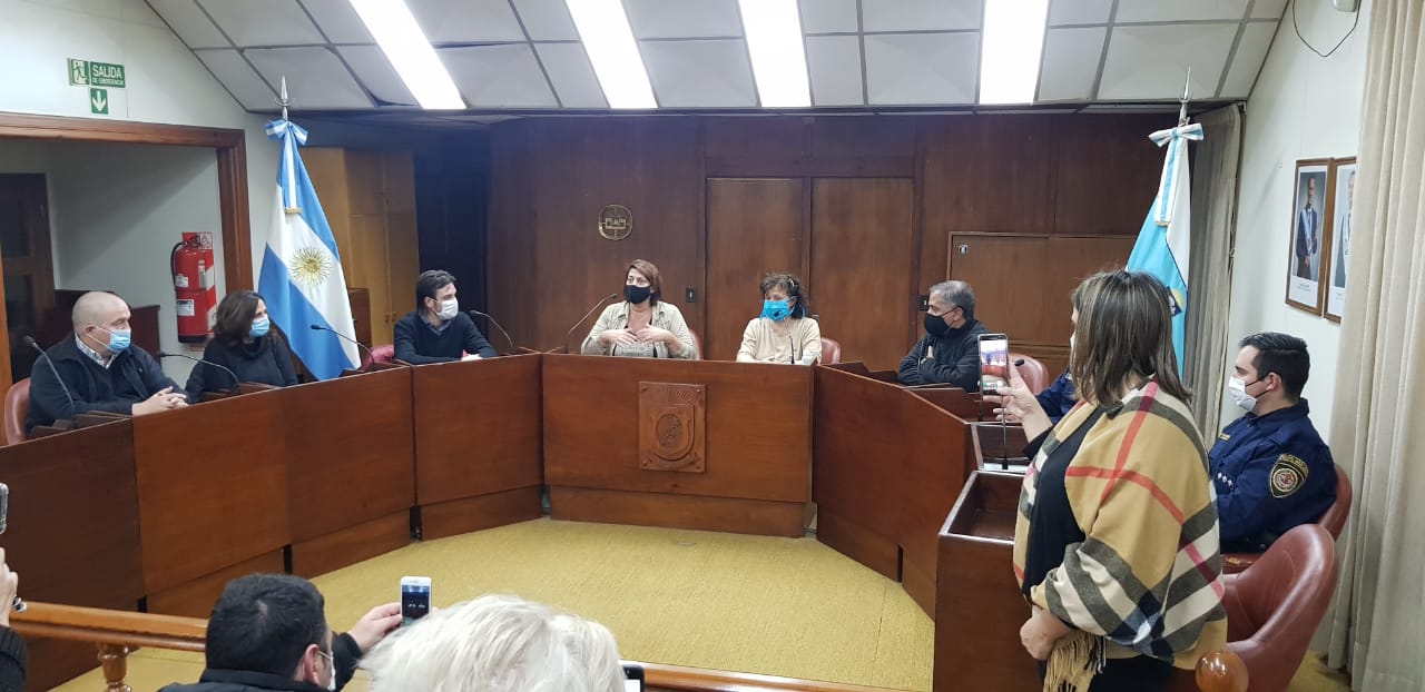 Se restringen las actividades sociales y al aire libre, bares y restoranes en Marcos Juárez