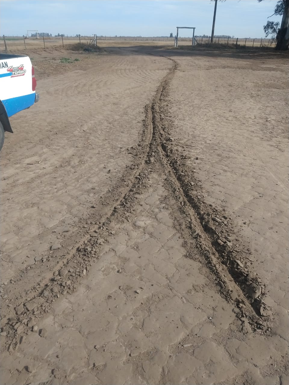 Patrulla Rural encontró una camioneta con pedido de secuestro dentro de una estancia