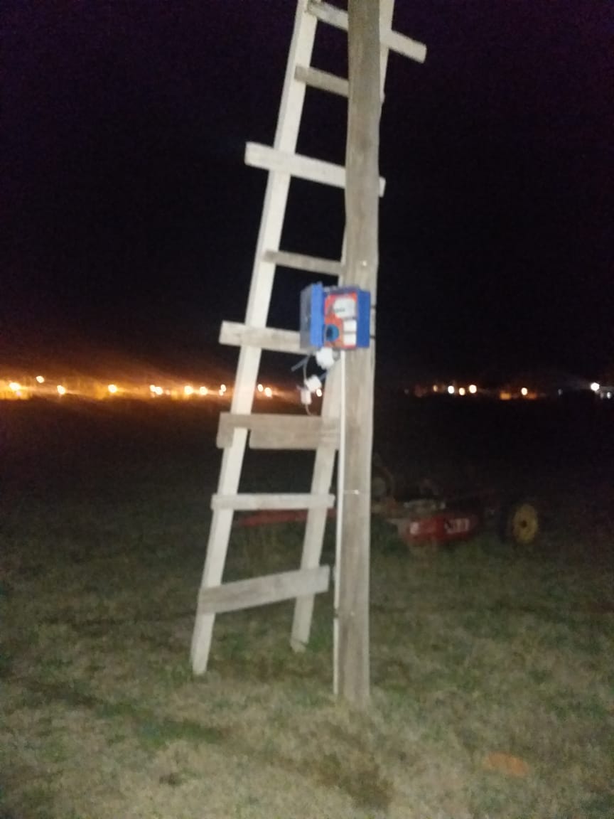 Dos hombres quisieron robar cables y cortaron la térmica del alumbrado público