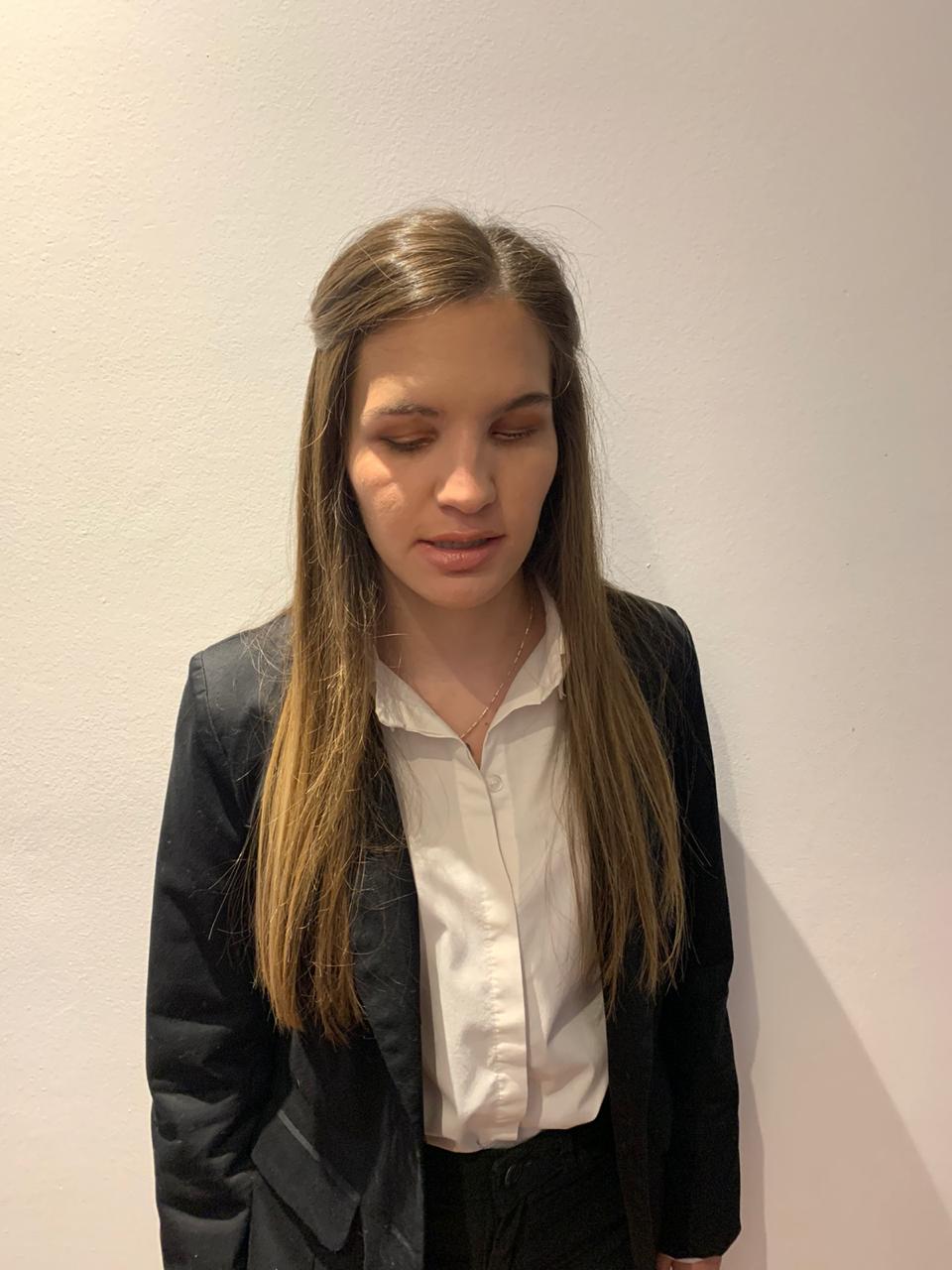 Macarena Dealessandro: 