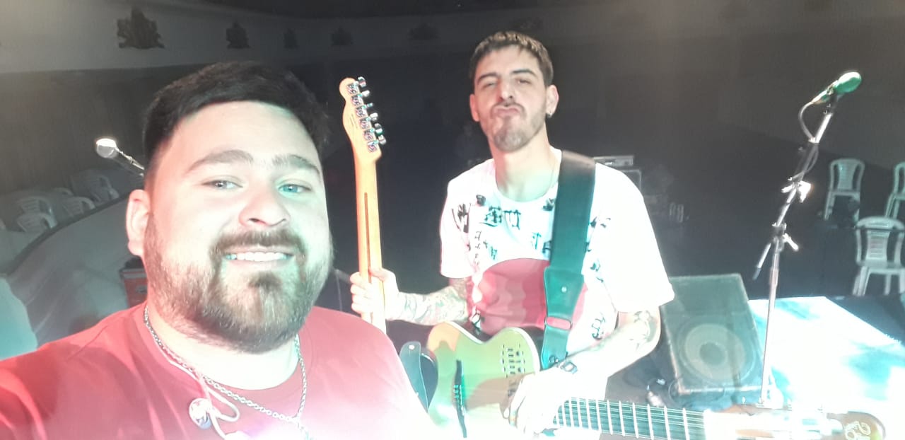 Sábado 18 horas: 