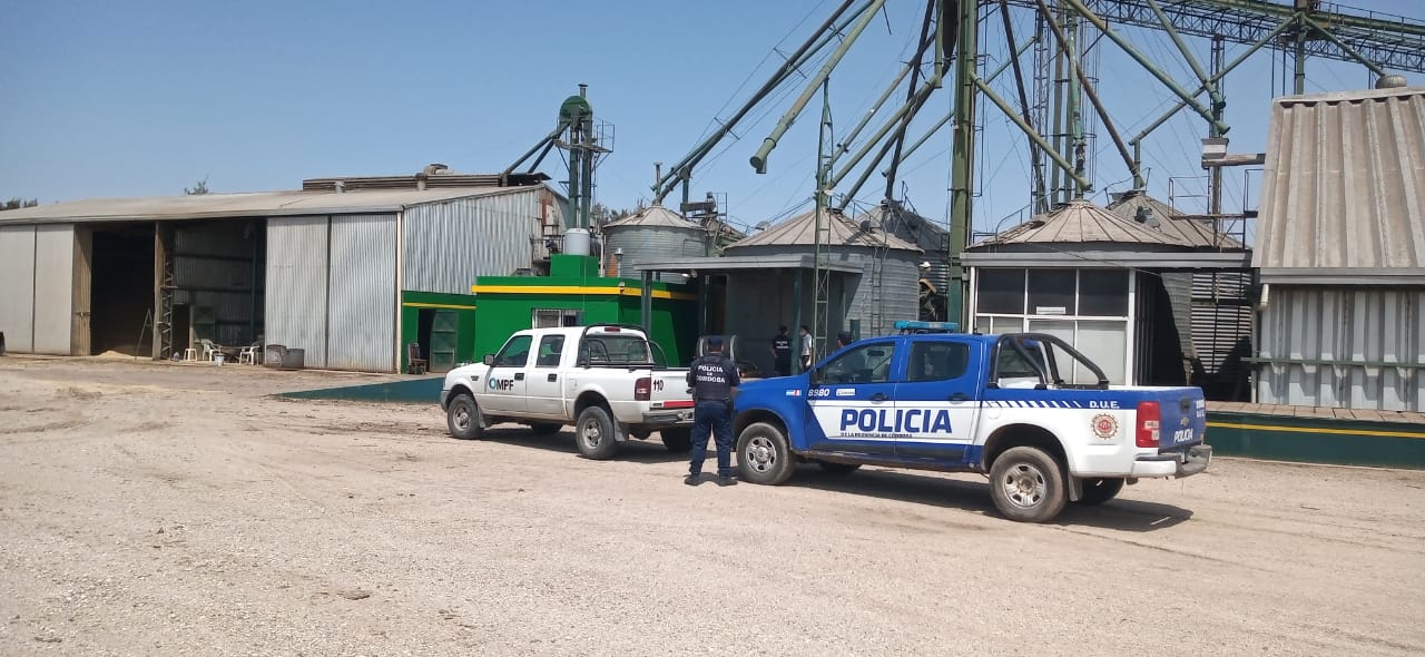 Socio gerente de una aceitera interrumpe allanamiento

