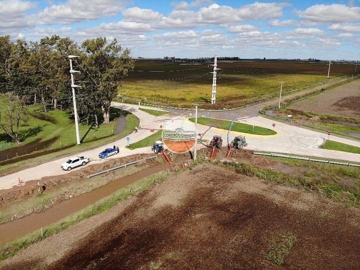 Descenso de agua gracias a las arroceras y la salida del sol en Marcos Juárez 