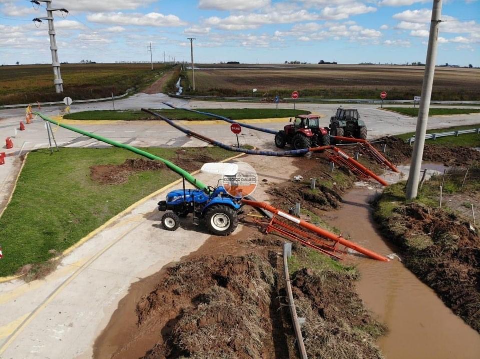 Descenso de agua gracias a las arroceras y la salida del sol en Marcos Juárez 