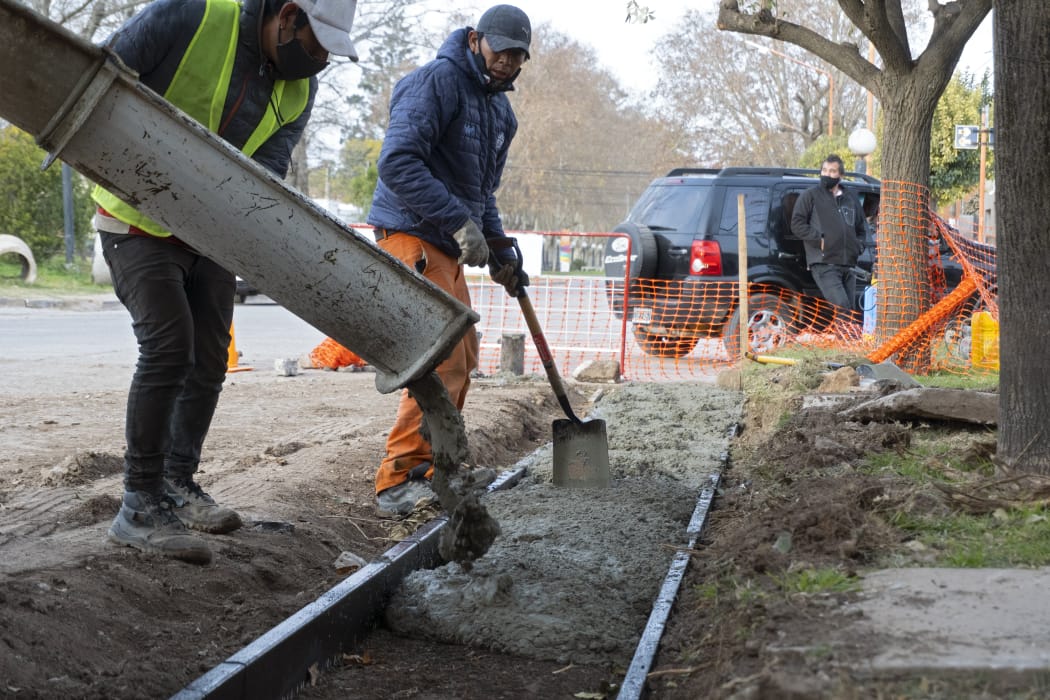 Construcción de dos rotondas en el sector suroeste