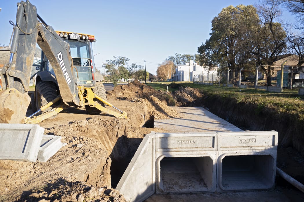 Construcción de dos rotondas en el sector suroeste