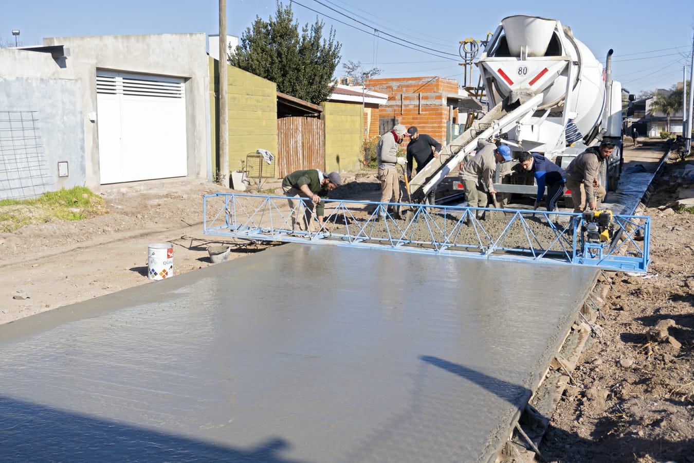 Nueva cuadrilla de pavimento en el sector noreste de Armstrong