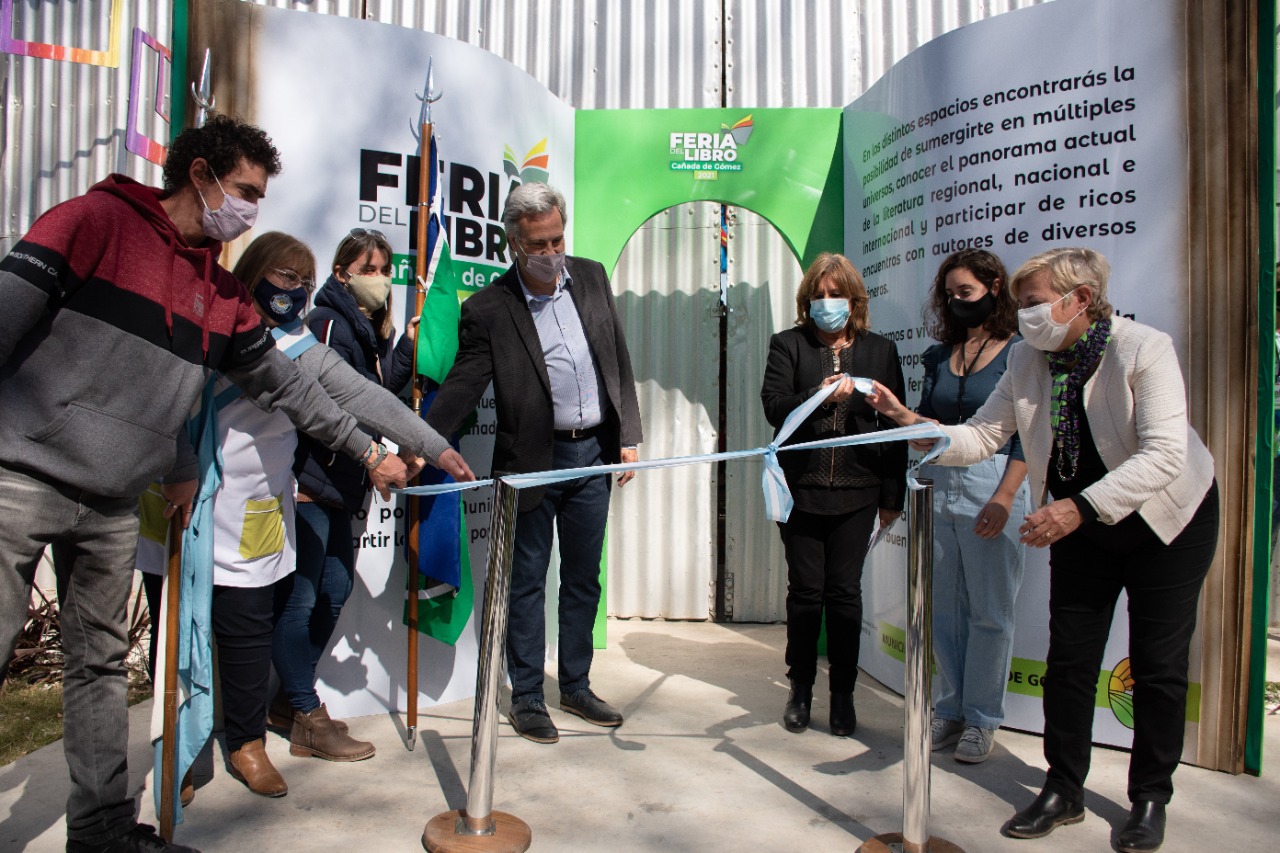 Se inauguró la Feria del Libro 2021 en Cañada de Gómez 