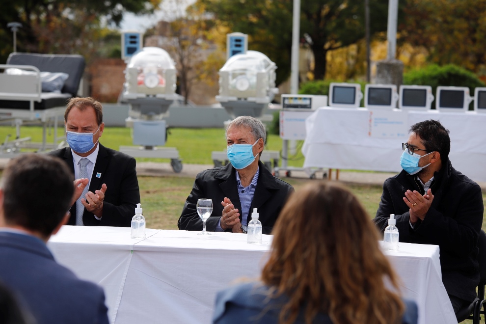 Schiaretti firmó convenio para un nuevo Centro de Rehabilitación en el Hospital Abel Ayerza