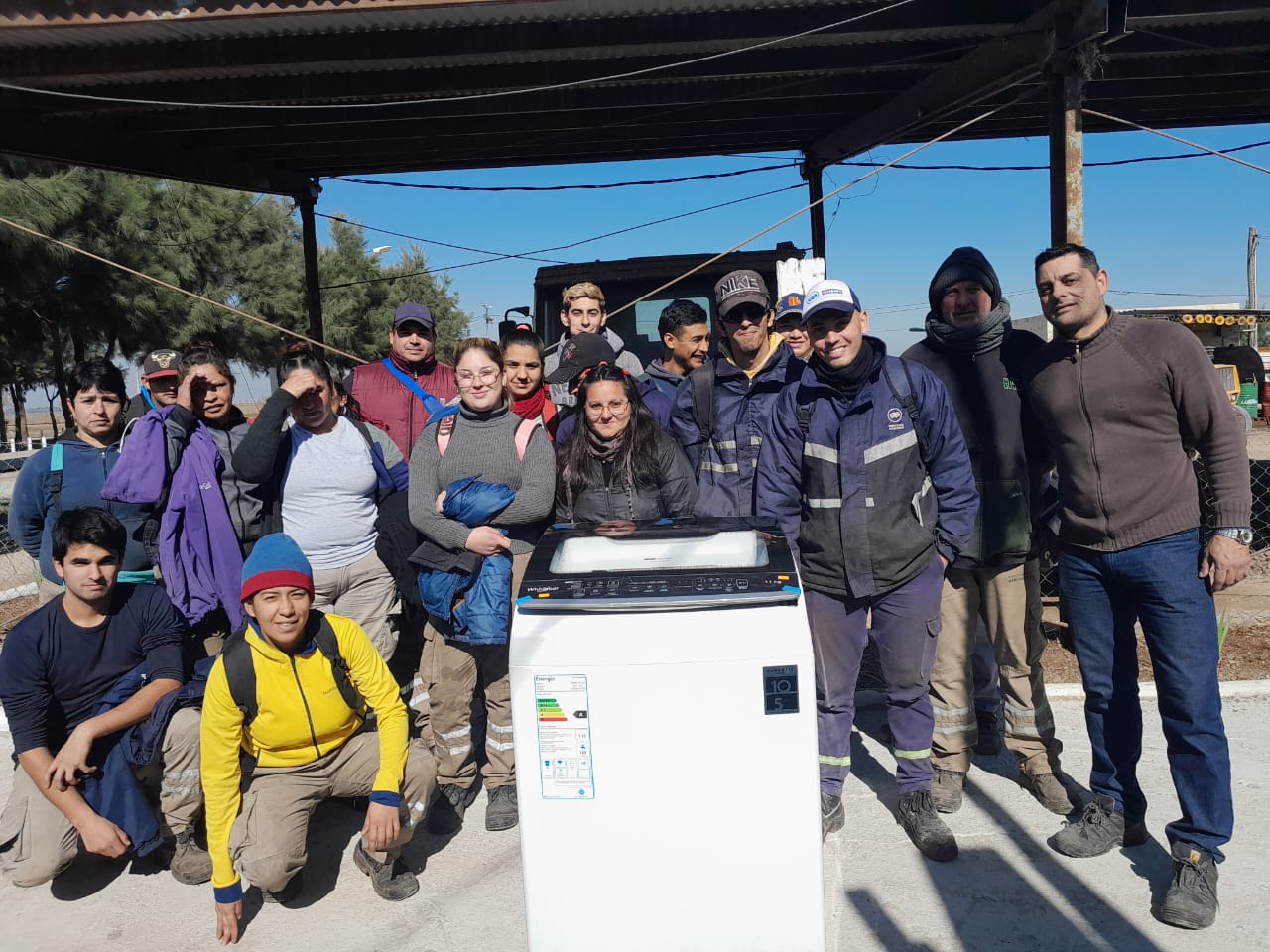 Cooperativa G.I.R recibió un lavarropas por parte de la gestión municipal
