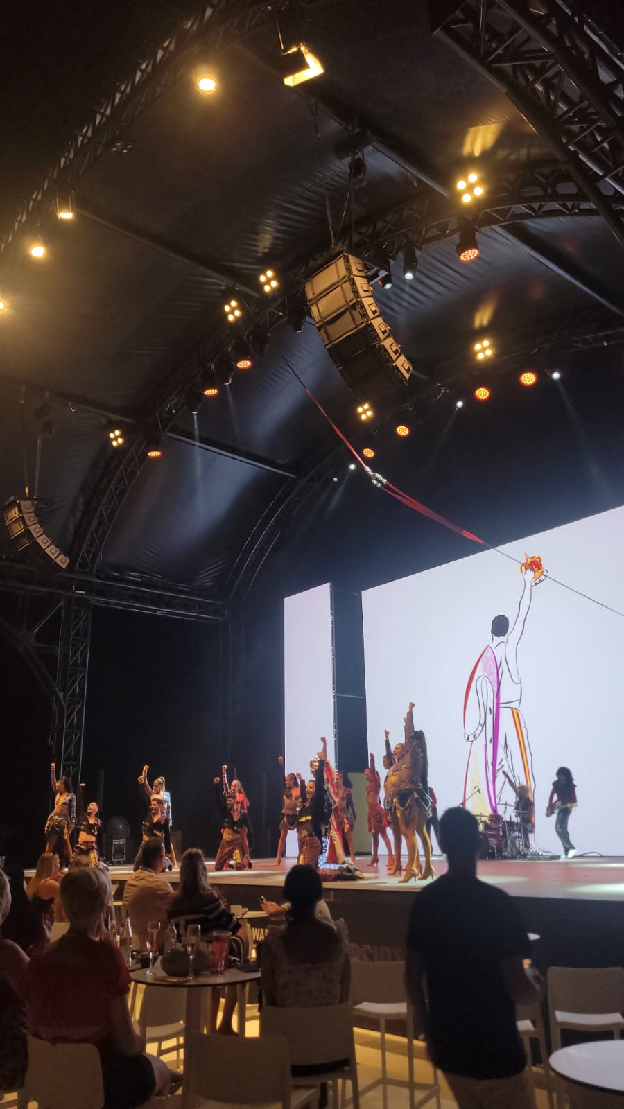 “Me llevó mucho esfuerzo y práctica pero se consiguió”, dijo Agustin Plebani al lograr un contrato como músico en Turquía