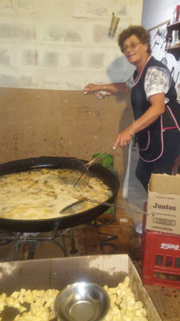 Envianos tu foto, video o mensaje de audio a nuestras líneas
