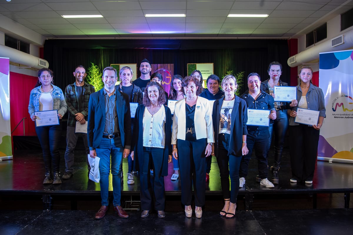 Primera graduación de las Capacitaciones de Oficios 2023