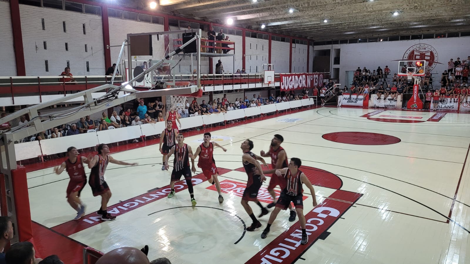 Argentino arrancó perdiendo en su debut en el torneo federal de básquet
